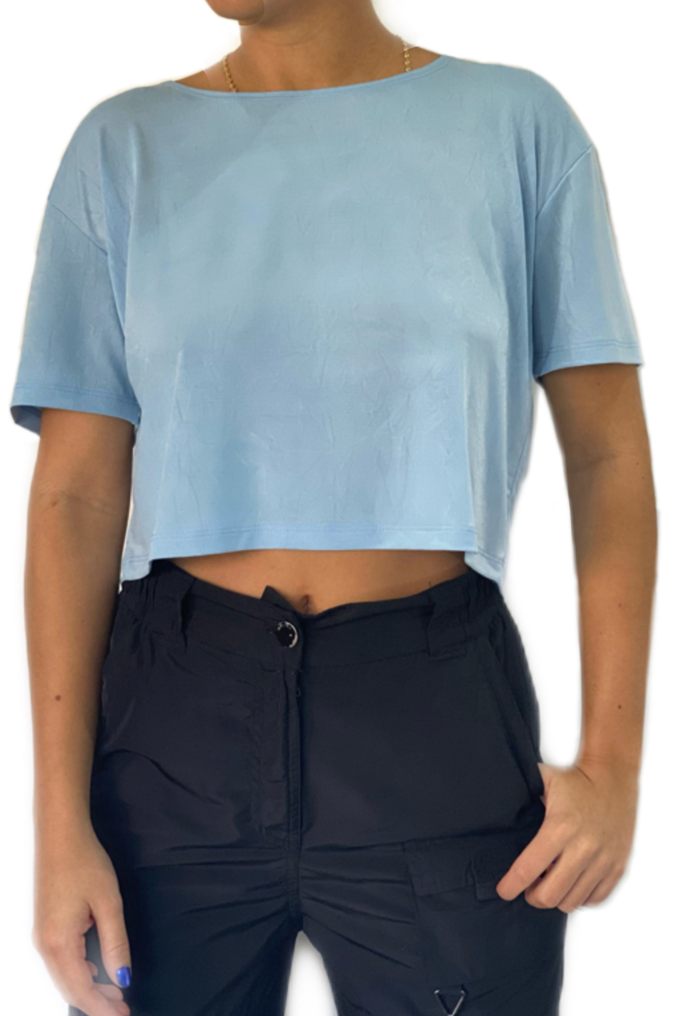 camiseta-crop-donde-comprar-ropa-ecologica-slow-fashion-marcas-tienda-camisetas-de-mujer-camisas-con-estampado-blancas-negras-colombia-medellin-tiendas-online-colombia-compras-marcas-ropa-colombiana-top-3