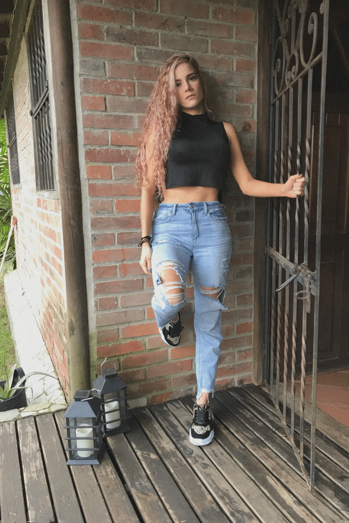 Top-sides-ropa-ecologica-sostenible-en-colombia-medellin-hombre-slow-fashion-tiendas-tops-to-wear-and-with-leggings-without-sleevestops-without-backs-crop-top-bershka-tank-paragon-sport-bra-moda-lish-clothing-4